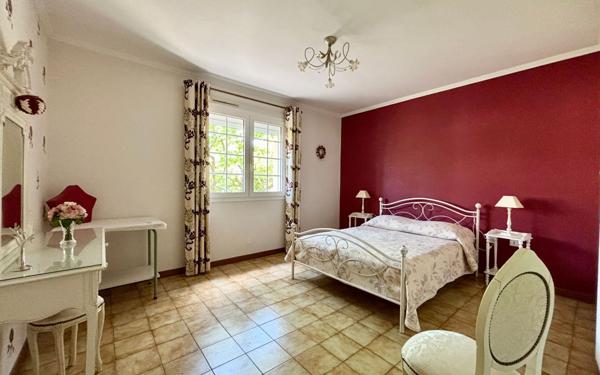 Maison à vendre    5 pièces • 157 m2 Gigean