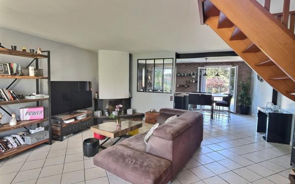 Maison à vendre    6 pièces •  Mennecy