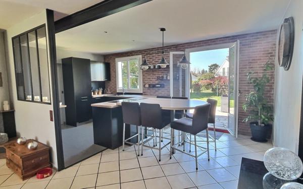 Maison à vendre    6 pièces •  Mennecy