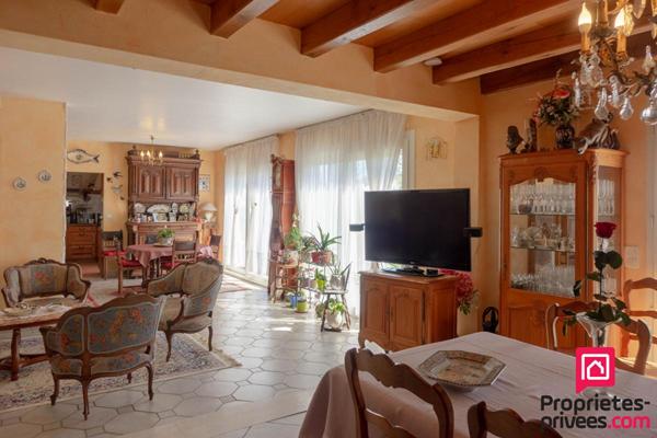 LA CHAPELLE ST MESMIN - Maison 200m²  4 chambres