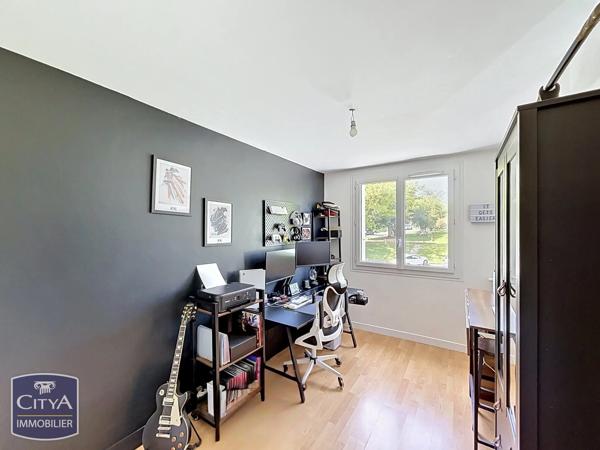 Appartement à vendre 5 pièces 79.85m² Chartres (28000)