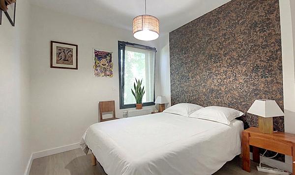 Appartement comme NEUF Pessac 3 pièce(s) 84 m2 terrasse jardin garage