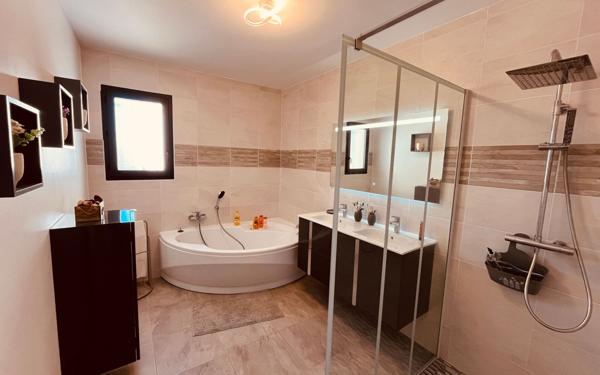 Maison à vendre    4 pièces •  Étaules