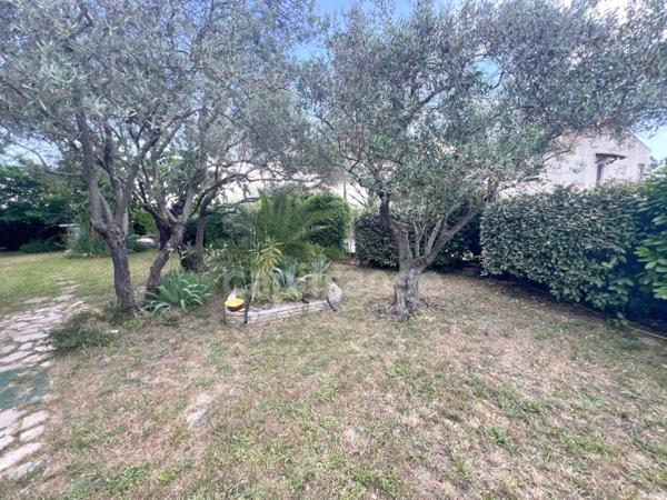 Maison à vendre Manosque Les Varzelles - 155m2, 4 chambres, jardin de 740m2