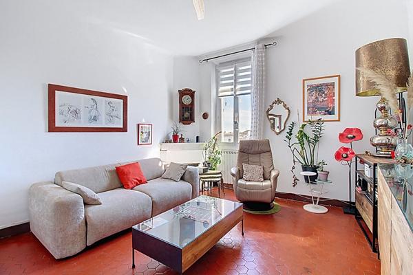 À VENDRE EN EXCLUSIVITÉ à DRAGUIGNAN Appartement 114 m² en dernier étage 3/4 chambres