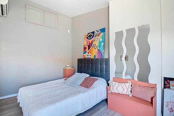 À VENDRE EN EXCLUSIVITÉ à DRAGUIGNAN Appartement 114 m² en dernier étage 3/4 chambres