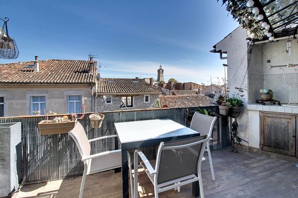 À VENDRE EN EXCLUSIVITÉ à DRAGUIGNAN Appartement 114 m² en dernier étage 3/4 chambres
