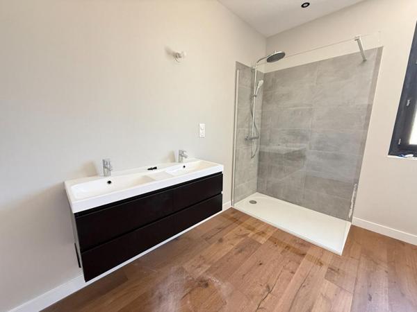 Maison Champniers 5 pièce(s) 210 m2