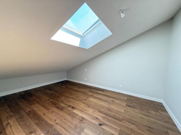 Maison Champniers 5 pièce(s) 210 m2