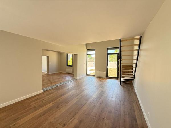 Maison Champniers 5 pièce(s) 210 m2