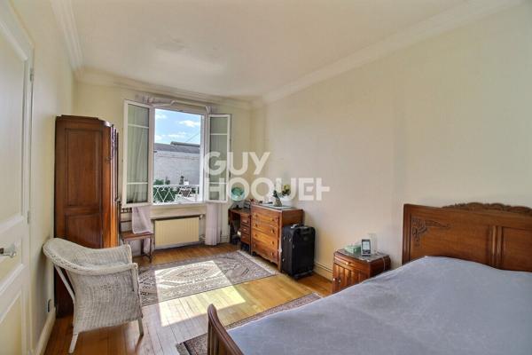 Maison spacieuse à vendre à Épinay-sur-Seine - Exclusivité Guy Hoquet