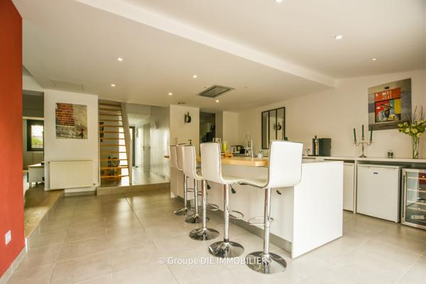 Villa avec 3 chambres et piscine