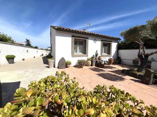 VIAS - HERAULT - 3 CHAMBRES - PISCINE - DEPENDANCES - GARAGE - CALME -