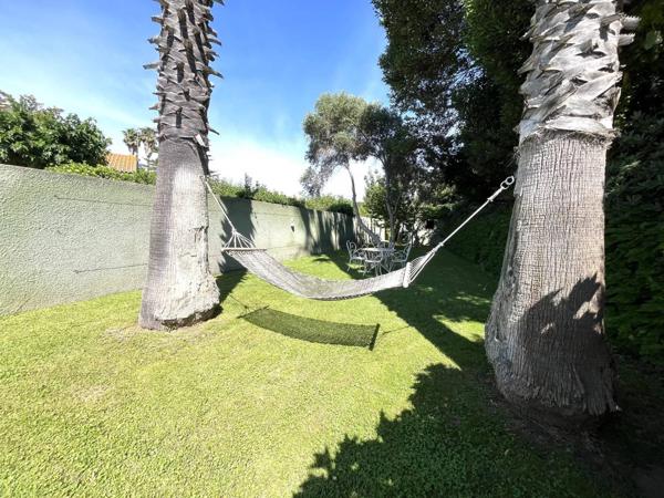 VIAS - HERAULT - 3 CHAMBRES - PISCINE - DEPENDANCES - GARAGE - CALME -