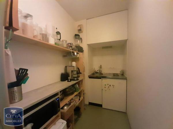 Appartement à louer 1 pièce 27.11m²