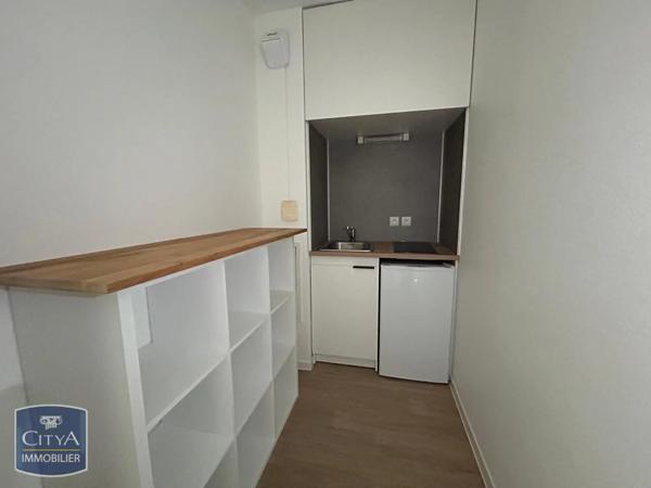 Appartement à louer 1 pièce 27.11m² Poitiers (86000)