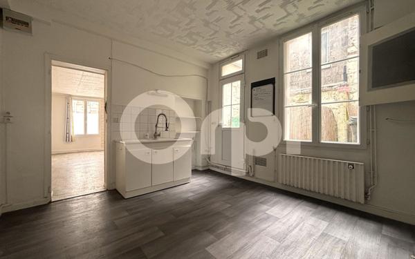 Maison à vendre    3 pièces • 116 m2 Soissons