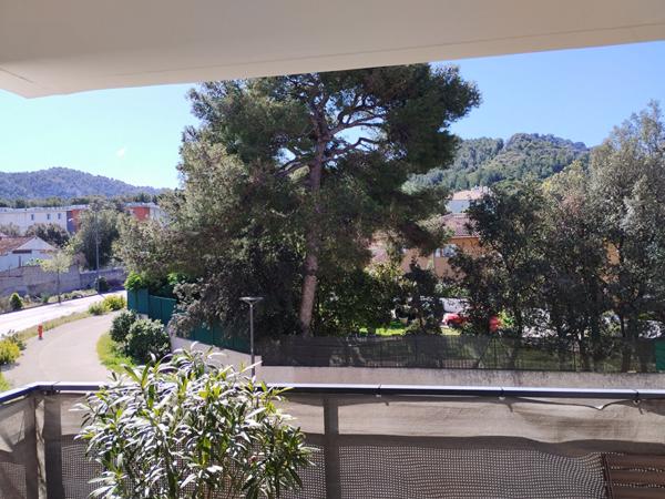 Appartement Marseille 2 pièce(s) 40 m2 Terrasse-Parking-Sormiou