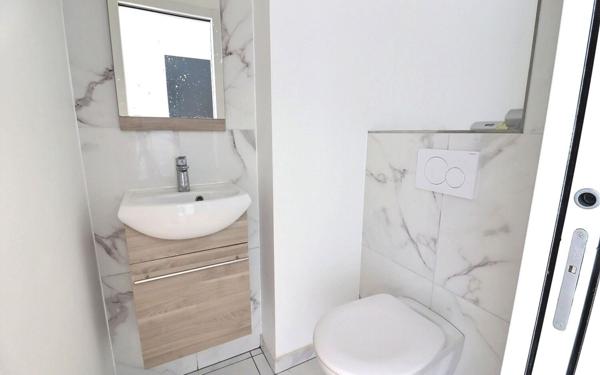 Immeuble à vendre    10 pièces • 235 m2 Paris 18