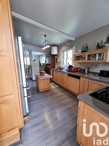 Maison à vendre 6 pièces 200 m² Le Tampon