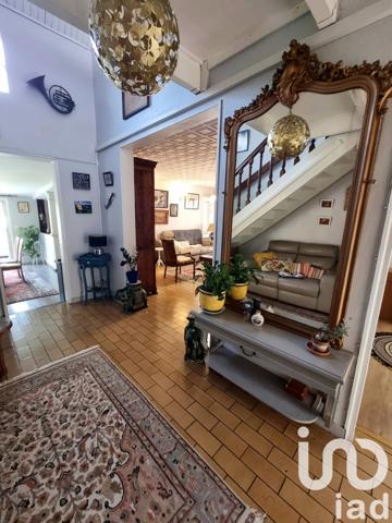 Maison à vendre 6 pièces 200 m² Le Tampon