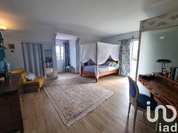 Maison à vendre 6 pièces 200 m² Le Tampon