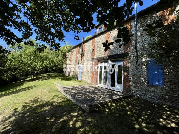 Maison
         7 pièces
        - 180 m² 493 000 € *
