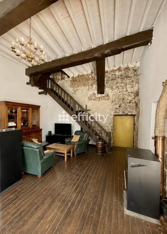 Maison
         7 pièces
        - 180 m² 493 000 € *