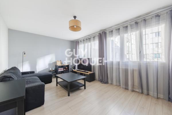 Appartement 3 pièces accès RER E et RER A.