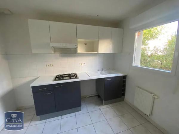 Maison à louer 4 pièces 84.15m² Niort (79000)