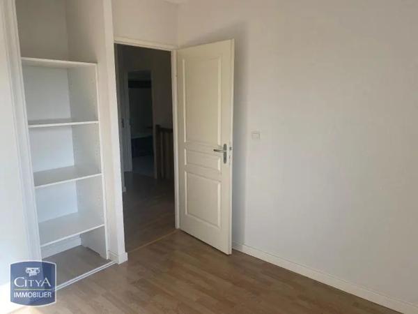 Maison à louer 4 pièces 84.15m² Niort (79000)