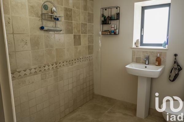 Maison à vendre 10 pièces 338 m² Nanteuil-en-Vallée