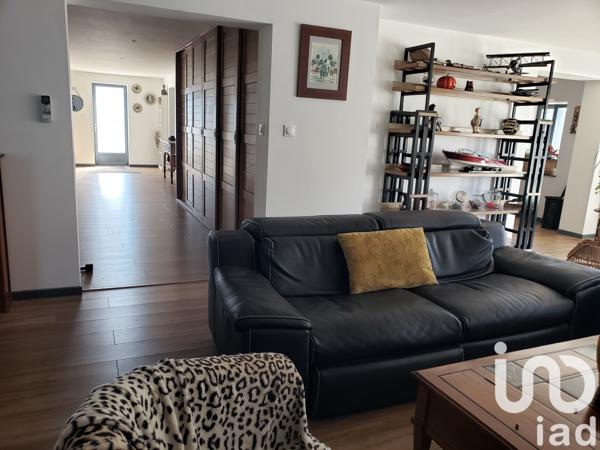 Maison à vendre 10 pièces 338 m² Nanteuil-en-Vallée
