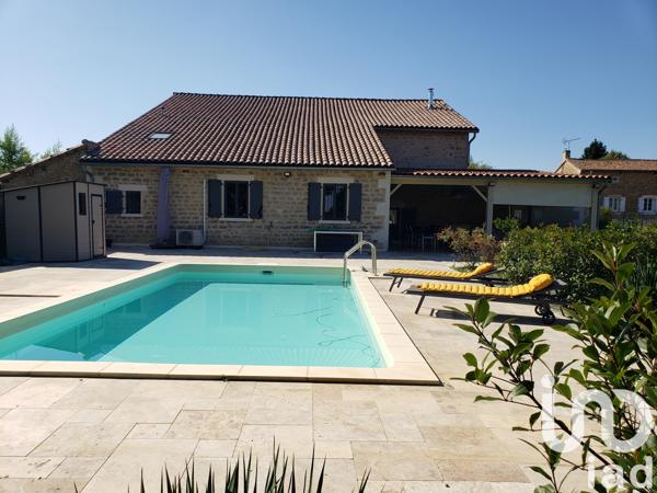 Maison à vendre 10 pièces 338 m² Nanteuil-en-Vallée