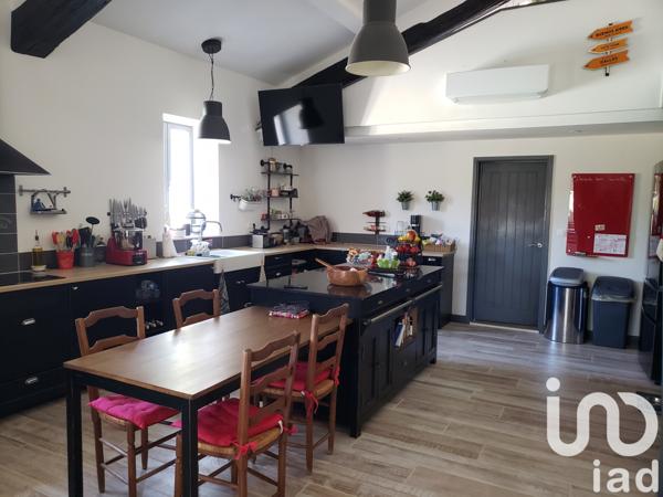 Maison à vendre 10 pièces 338 m² Nanteuil-en-Vallée