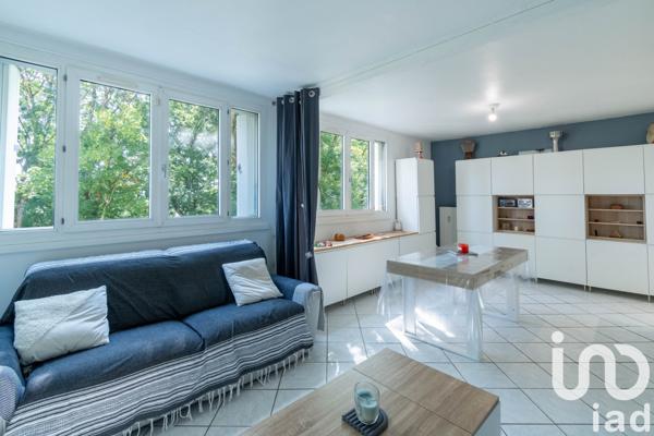 Appartement à vendre 4 pièces 60 m² Saint-Germain-lès-Arpajon