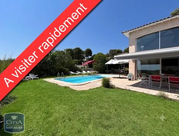 Maison à louer 6 pièces 180.83m² Antibes (06600)