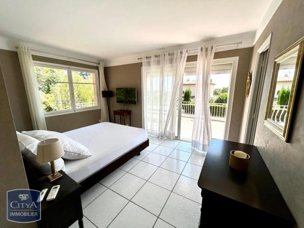 Maison à louer 6 pièces 180.83m² Antibes (06600)