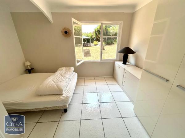 Maison à louer 6 pièces 180.83m² Antibes (06600)
