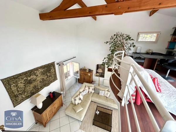 Maison à louer 6 pièces 180.83m² Antibes (06600)