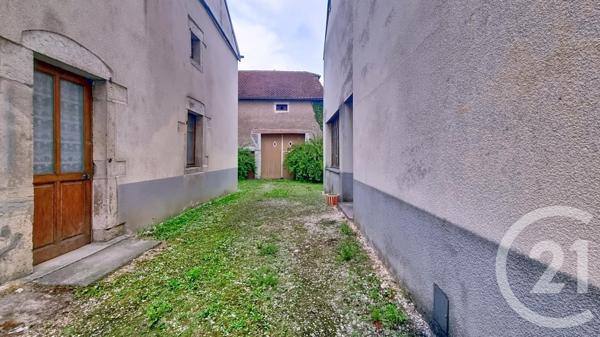 Maison à vendre  5 pièces - 170 m2 COMBEAUFONTAINE - 70