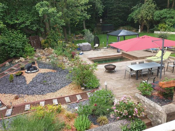 Superbe Demeure avec jardin et bois de 4097 M2