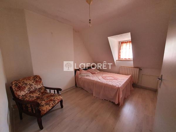 Achat immeuble Pierrefort - 9 pièce(s) - 180 m² - 60 000 €