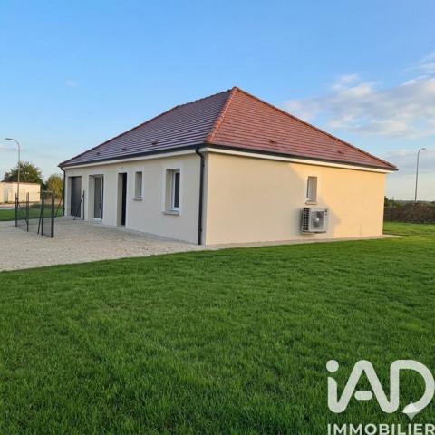 Maison à vendre 5 pièces 93 m² Saint-Julien-les-Villas