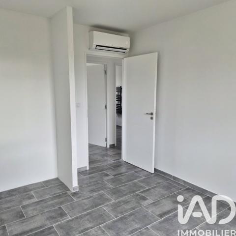 Maison à vendre 5 pièces 93 m² Saint-Julien-les-Villas