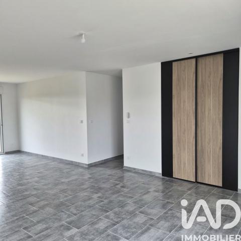 Maison à vendre 5 pièces 93 m² Saint-Julien-les-Villas