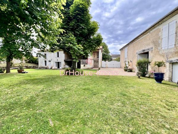 Maison à vendre 8 pièces de 267 m²