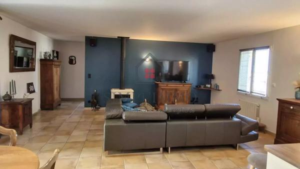 Maison T4 + 2 studios de 20m2
