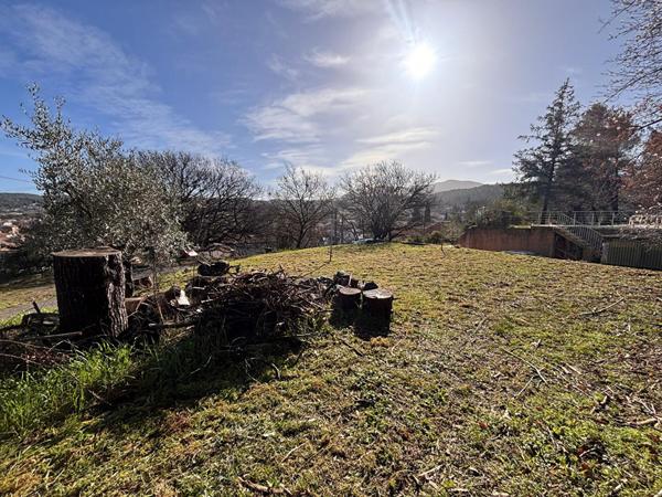 Terrain à vendre à Gardanne - 900m² -