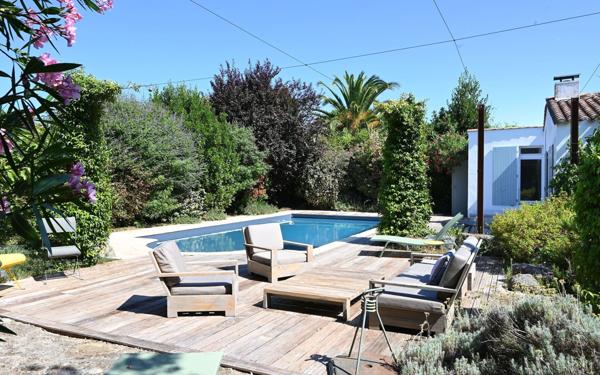 Maison à vendre    8 pièces •  Les Portes-en-Ré